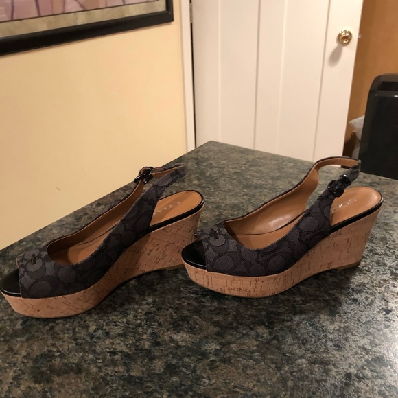 Coach wedges - Picture 2 of 5